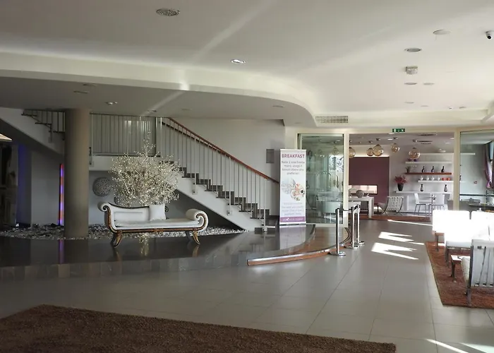 Yes Hotel Touring & Spa